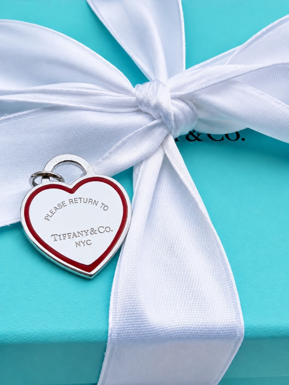 Tiffany & Co. MEDIUM Red Outline Heart Charm Pendant in Silver